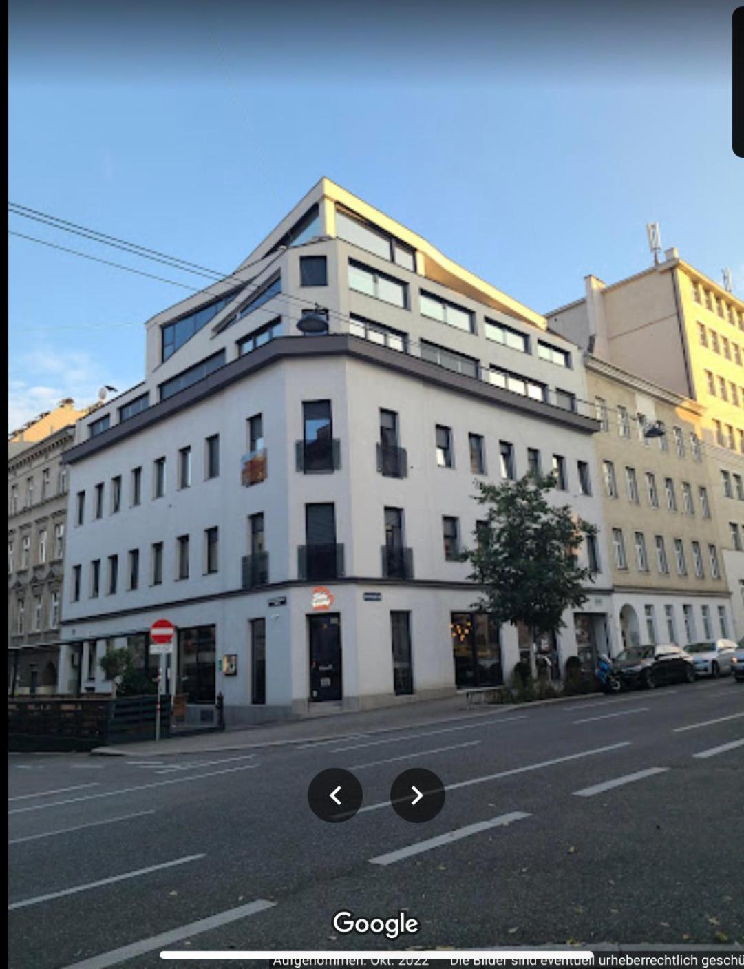 וינה Urban-Style-Rooftop-Apartment מראה חיצוני תמונה